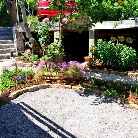 아파트 Bonbon 오파티아