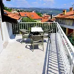 Apartment Bonbon
