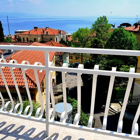 Bonbon Apartment Opatija